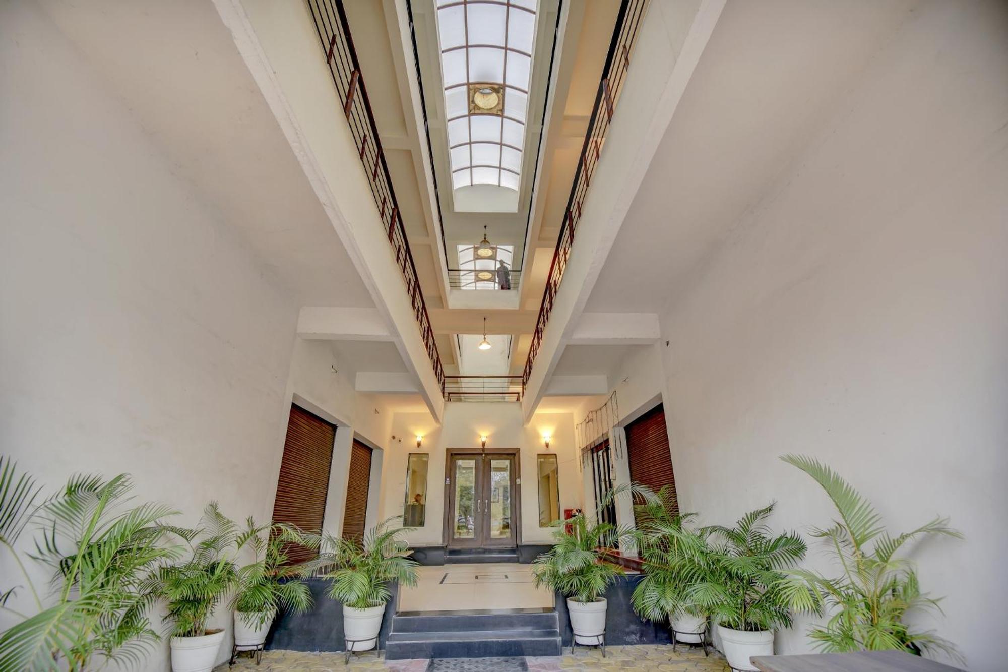 Hotel O Plus Corporate One Khapa  Exterior foto