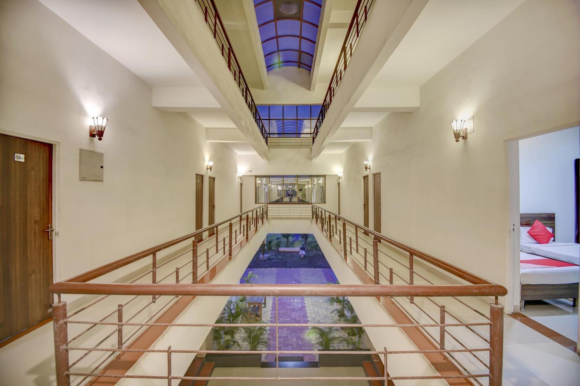 Hotel O Plus Corporate One Khapa  Exterior foto